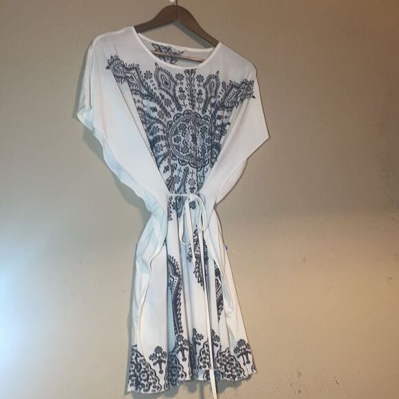 Tribal Print Swim Coverup - Picture 4 of 9